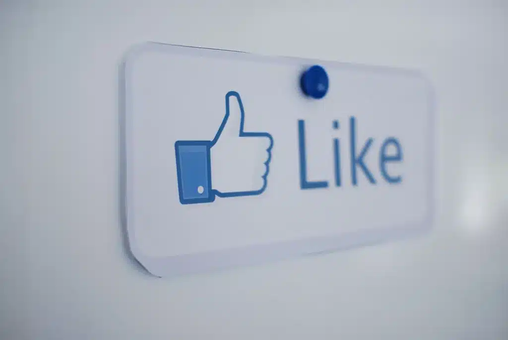 Chèn nút like Facebook vào WordPress