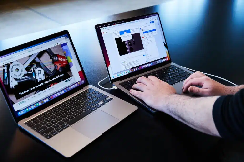 OpenCore là gì? Cách cài đặt Hackintosh bằng OpenCore nhanh chóng 13 So sánh máy tính Hackintosh với Macbook Pro
