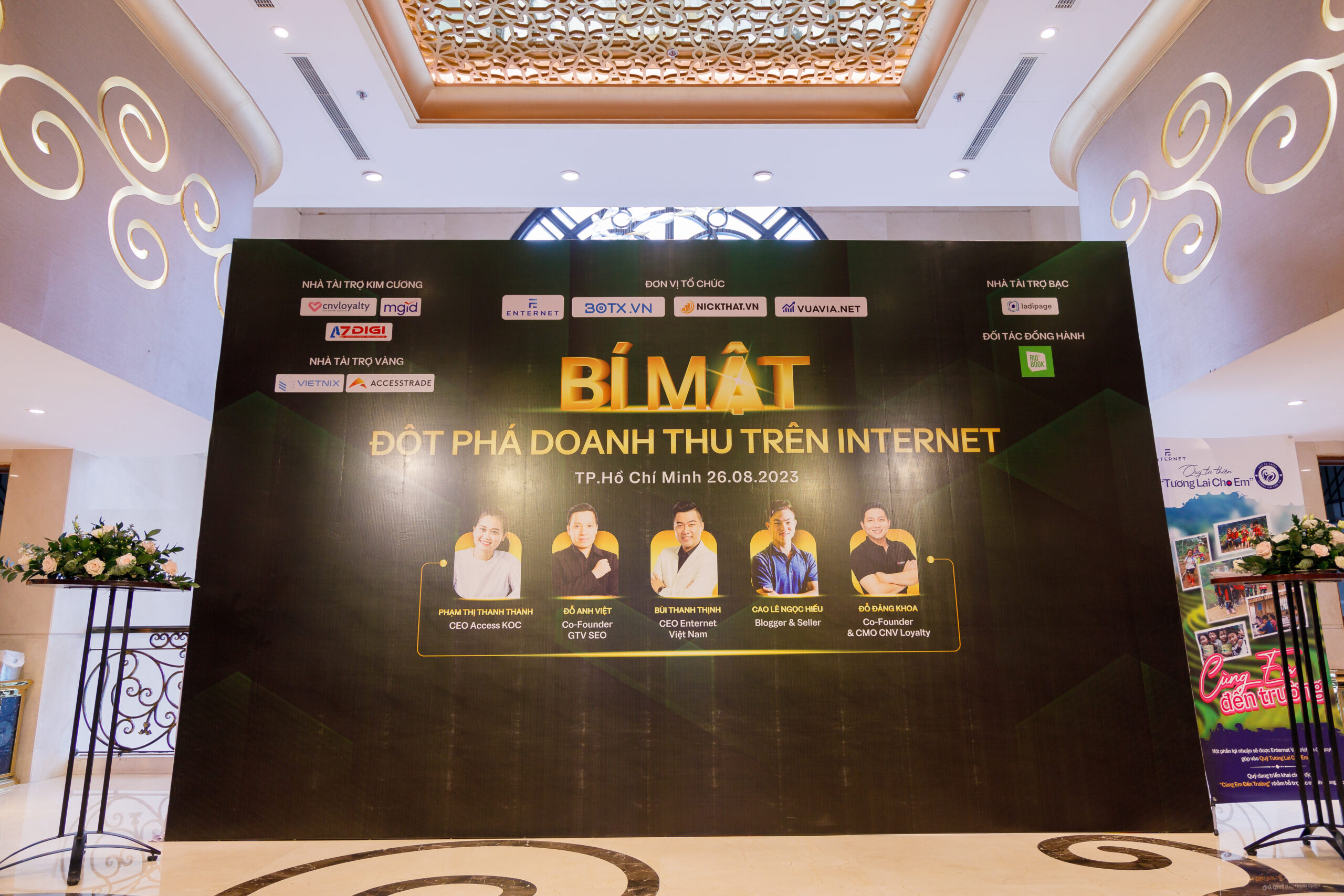 Sự kiện “Bí mật đột phá doanh thu trên Internet”